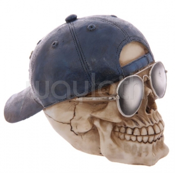 skull mit cap